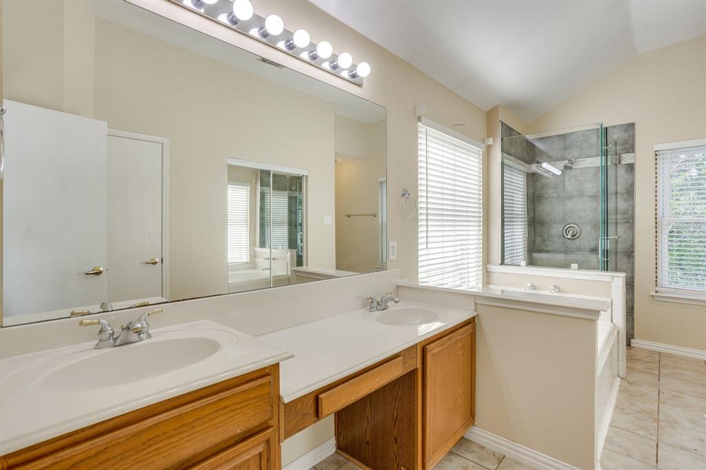 4917 Dougal Avenue Property Photo 25