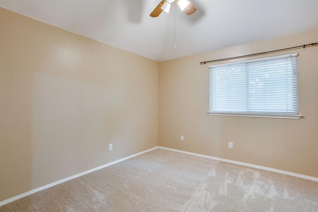 4917 Dougal Avenue Property Photo 29
