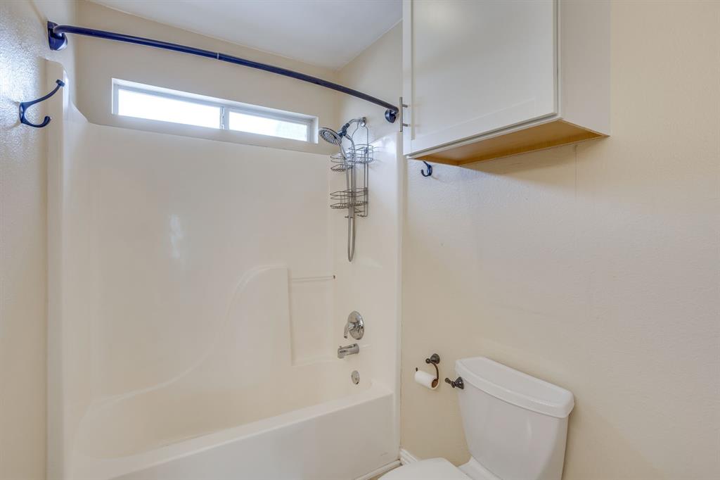 4917 Dougal Avenue Property Photo 32