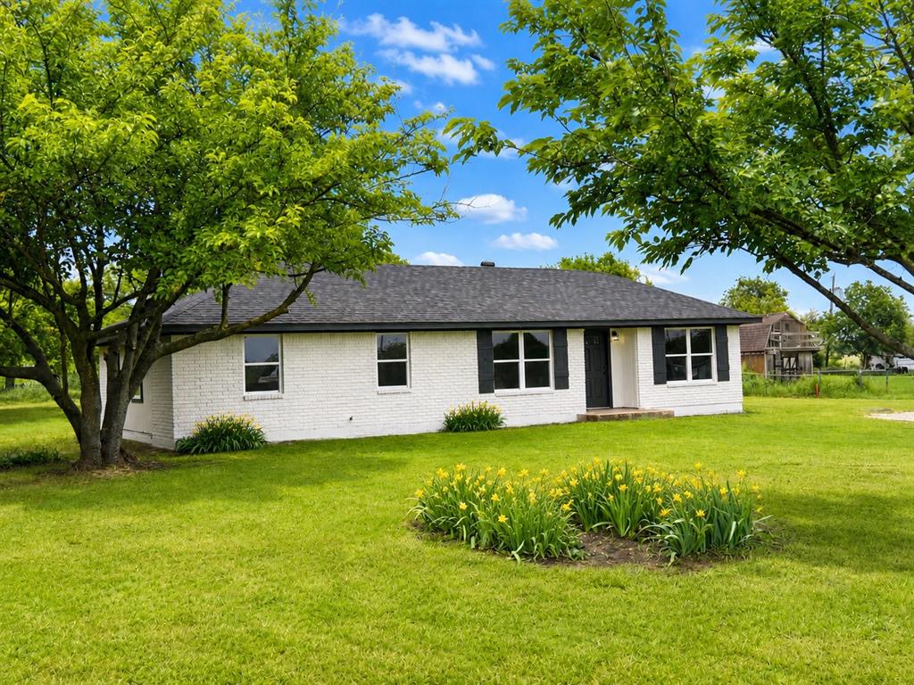 105 Paige Street Property Photo 1