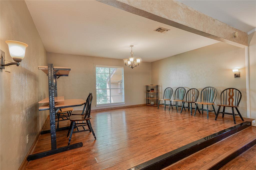 1006 Rikkity Lane Property Photo 6