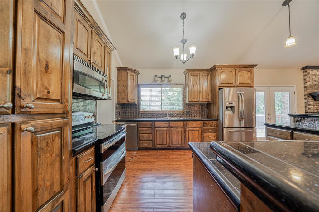 1006 Rikkity Lane Property Photo 11
