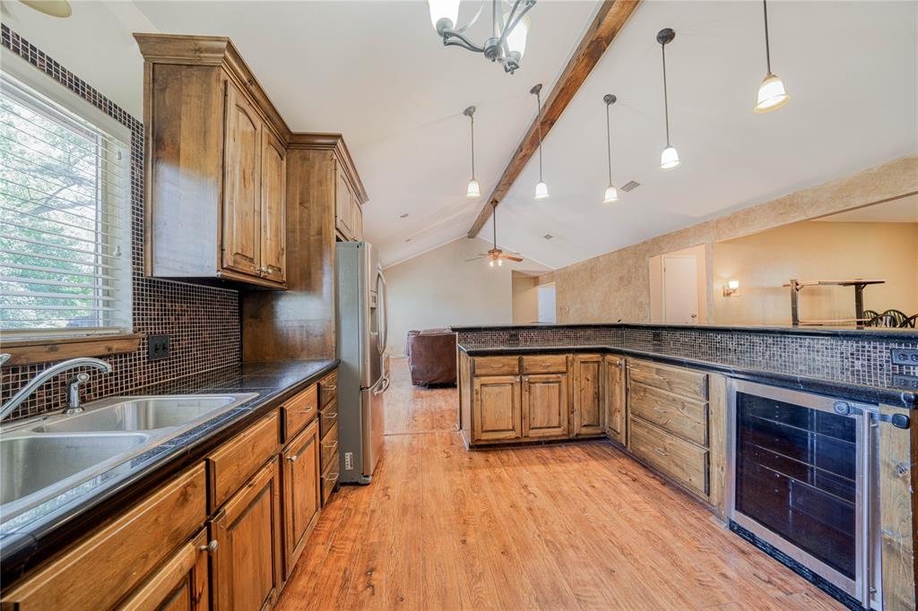 1006 Rikkity Lane Property Photo 12