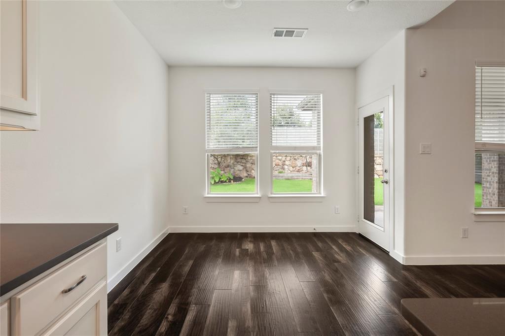 1700 Homestead Way Property Photo 13