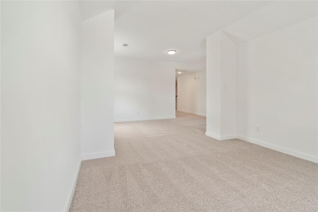 1700 Homestead Way Property Photo 27