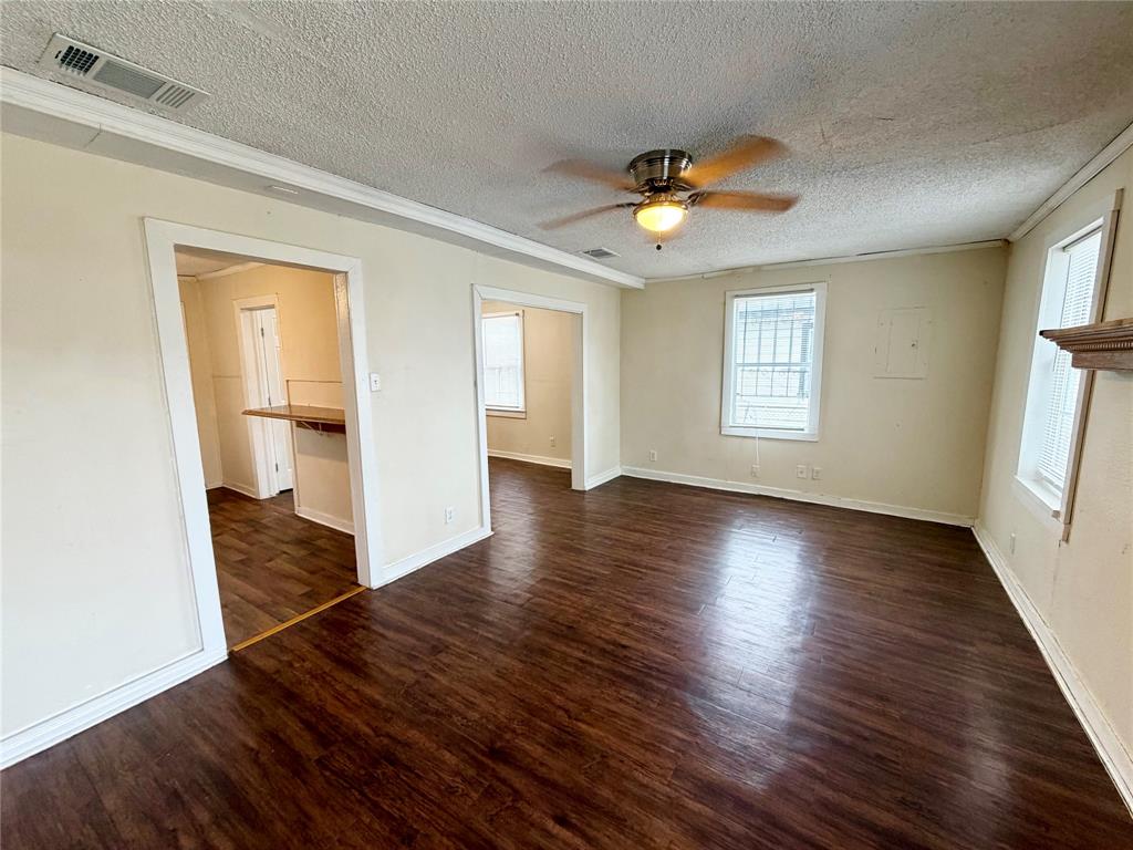 1140 Faulkner Lane Property Photo 2