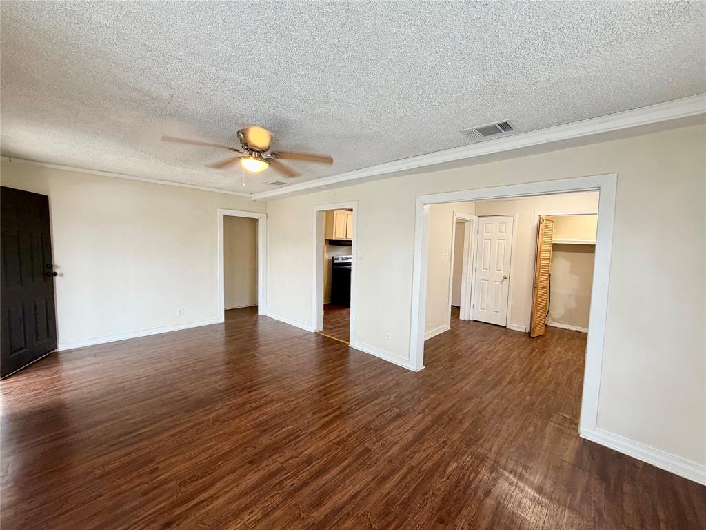 1140 Faulkner Lane Property Photo 3