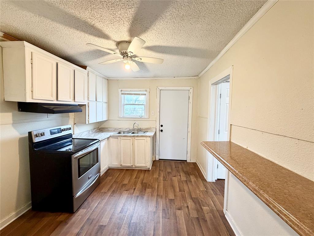 1140 Faulkner Lane Property Photo 9