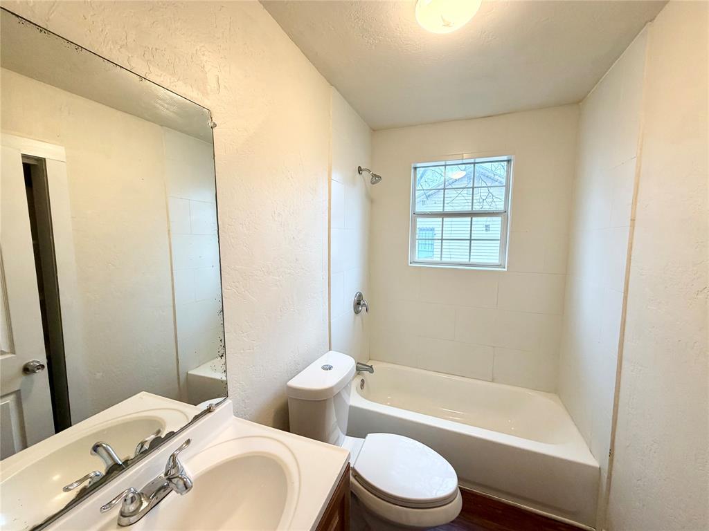 1140 Faulkner Lane Property Photo 12