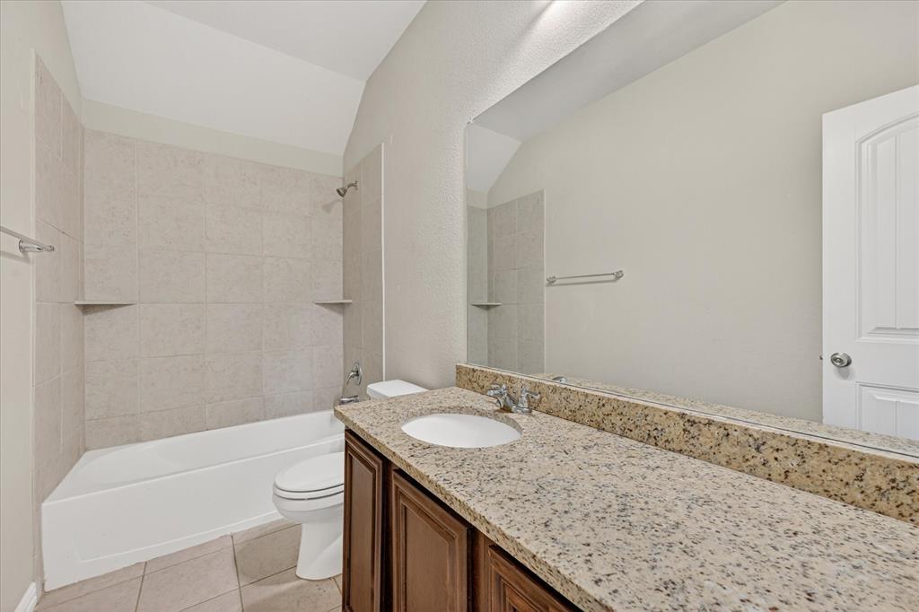 4104 Red Granite Lane Property Photo 19