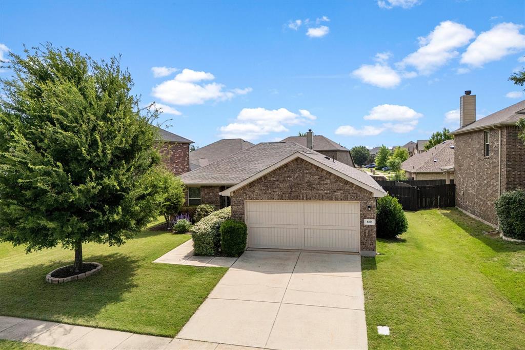 5101 Bluewater Drive Property Photo 1