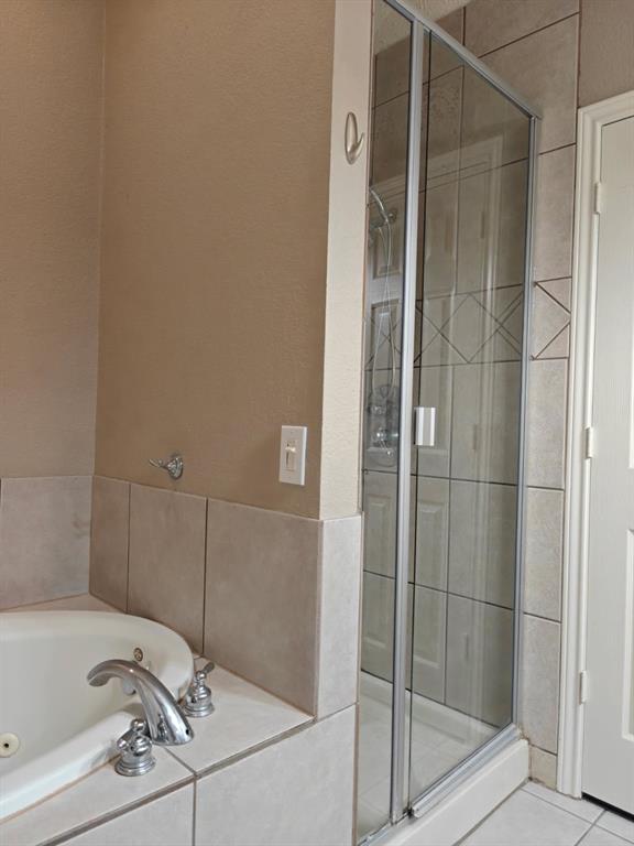 2805 Hawthorne Lane Property Photo 14