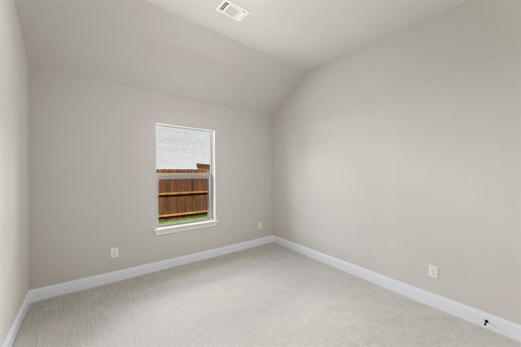 238 Harmony Avenue Property Photo 20