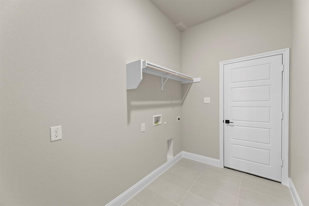 238 Harmony Avenue Property Photo 24