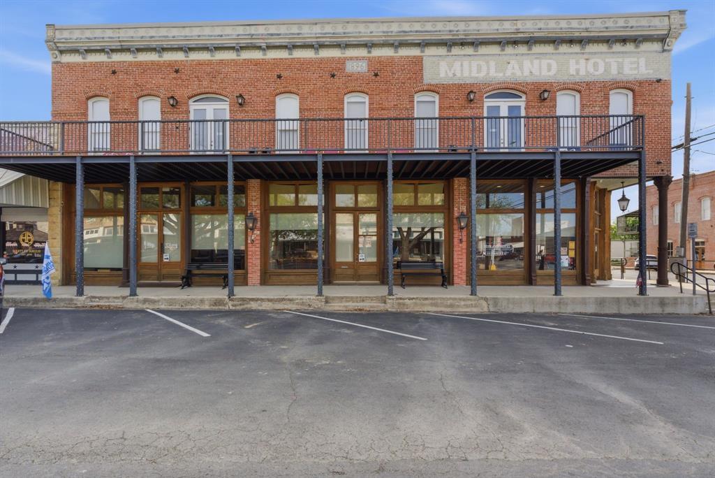 103 S Pecan Street Property Photo 1