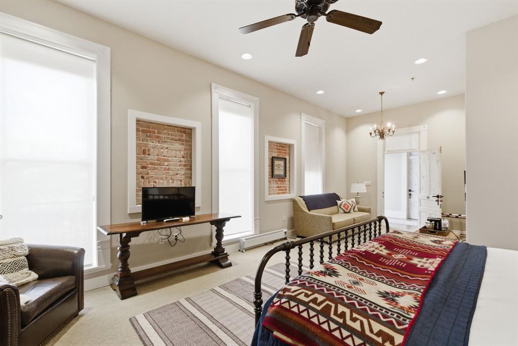 103 S Pecan Street Property Photo 28