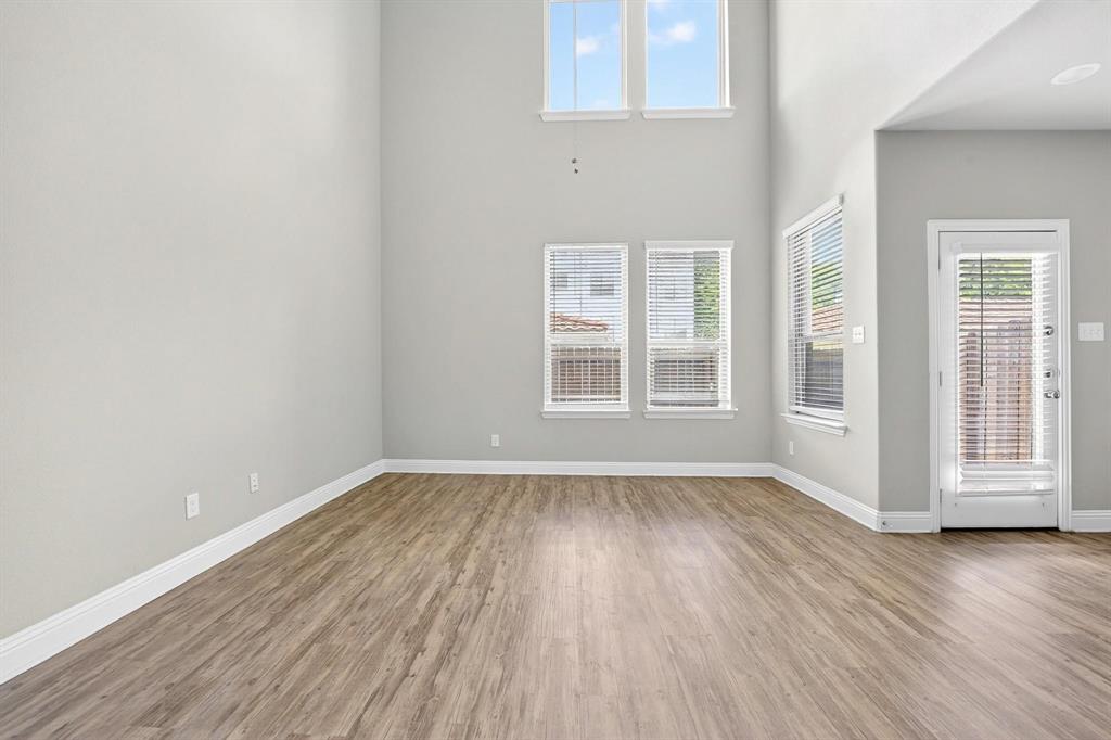 6428 Hermosa Drive Property Photo 12