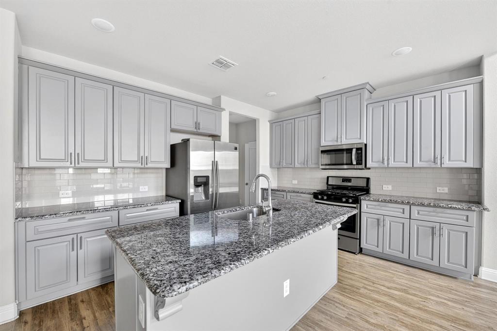 6428 Hermosa Drive Property Photo 17