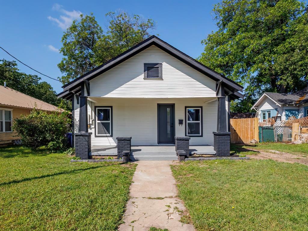 1703 7th Street Property Photo 1