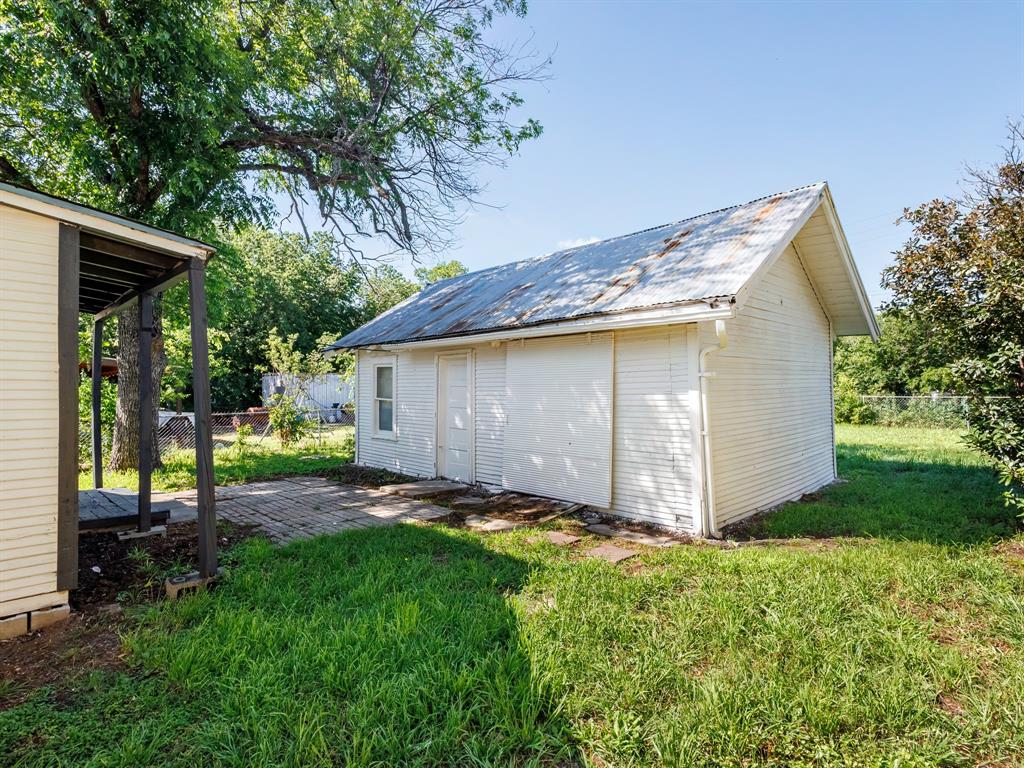 1703 7th Street Property Photo 6