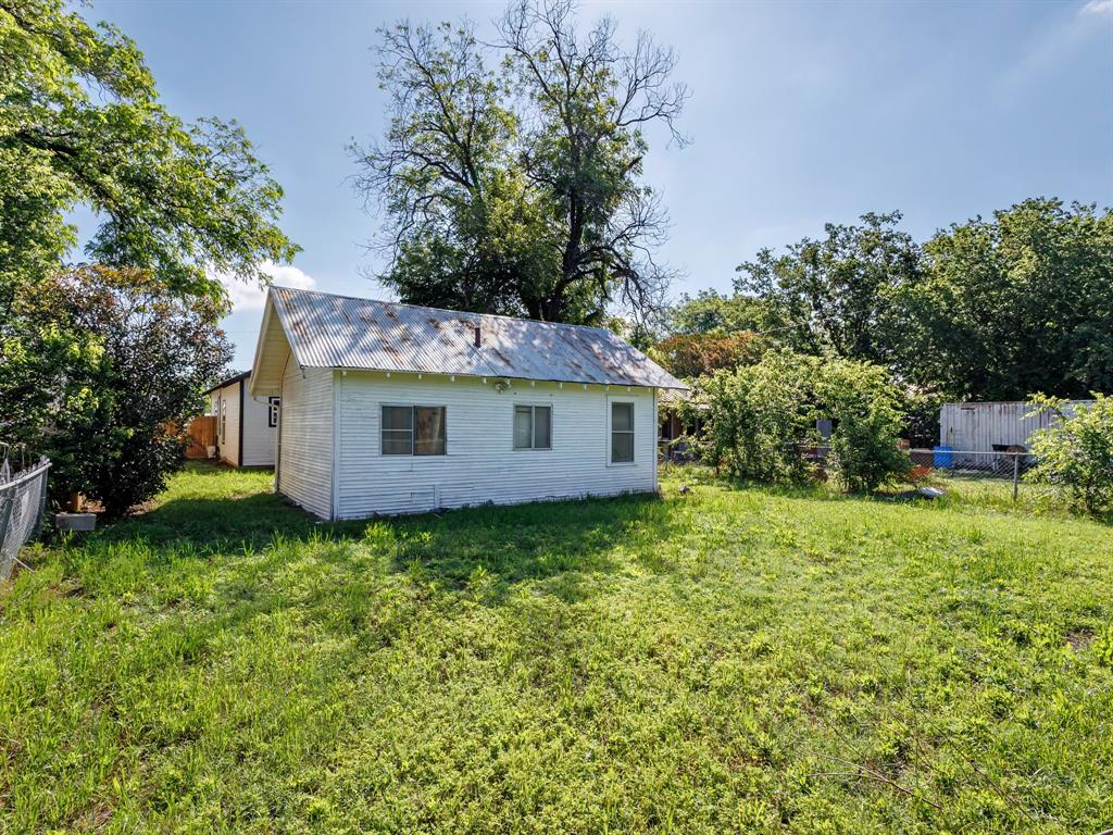 1703 7th Street Property Photo 7