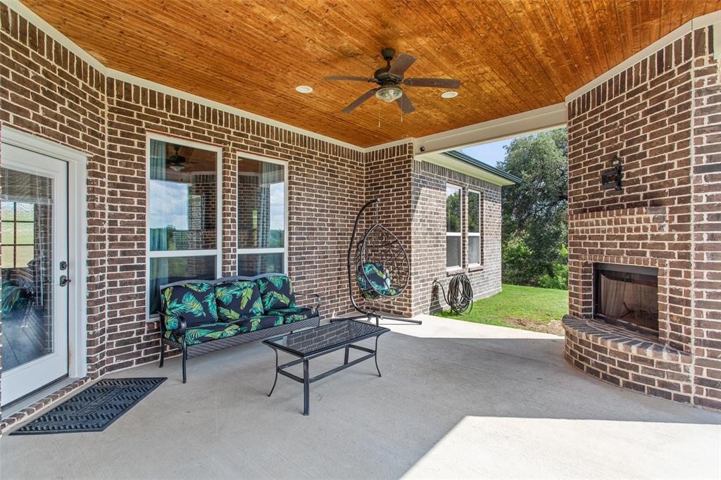 1064 Eagles Bluff Drive Property Photo 37