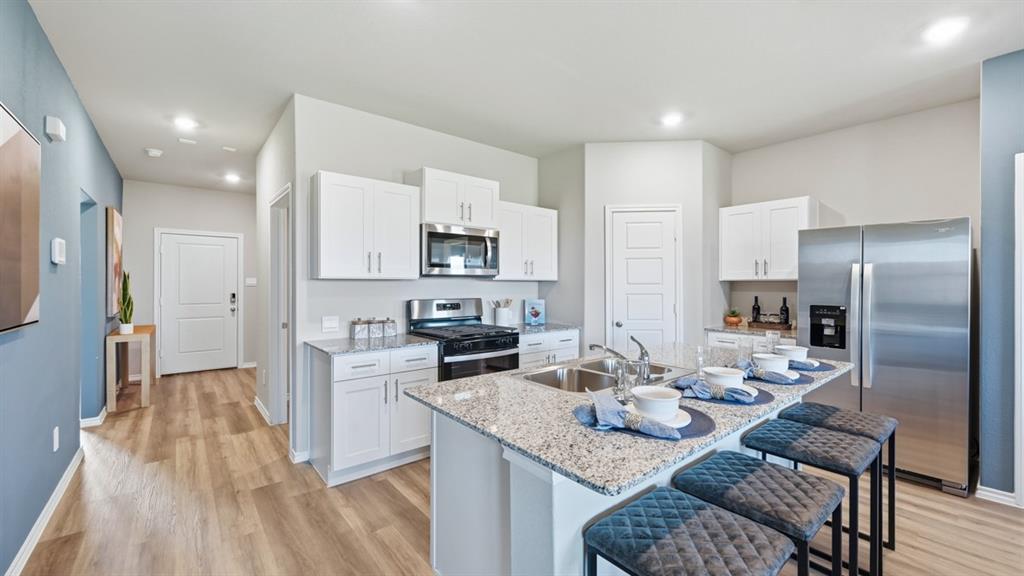 608 Smart Strike Trail Property Photo 3