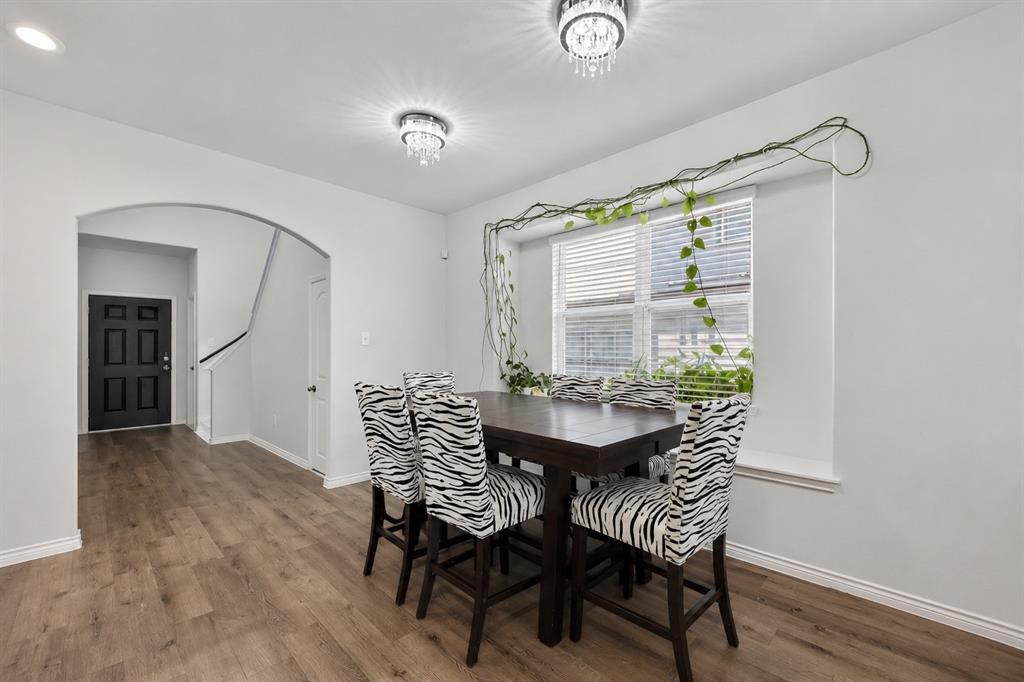 8369 Horned Maple Trail Property Photo 4