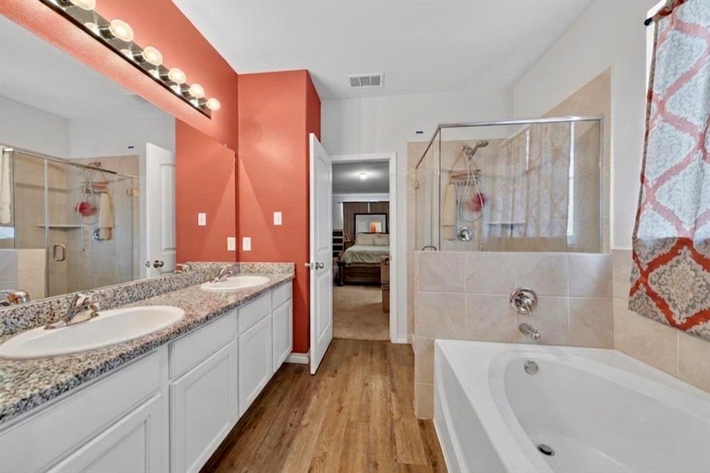 8369 Horned Maple Trail Property Photo 9