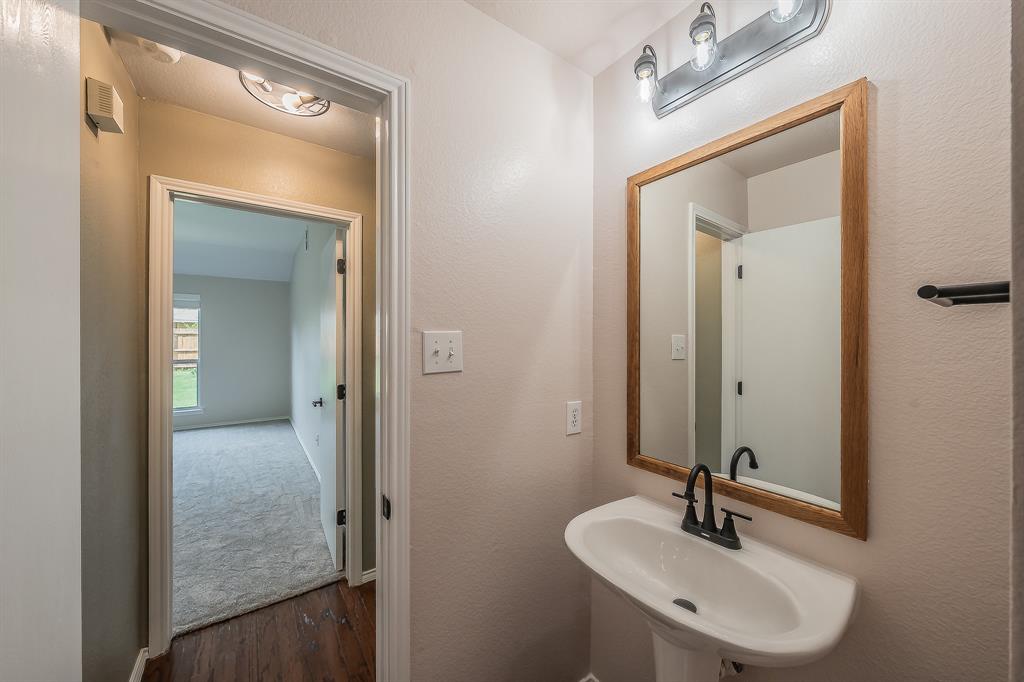 108 Tripp Trail Property Photo 12