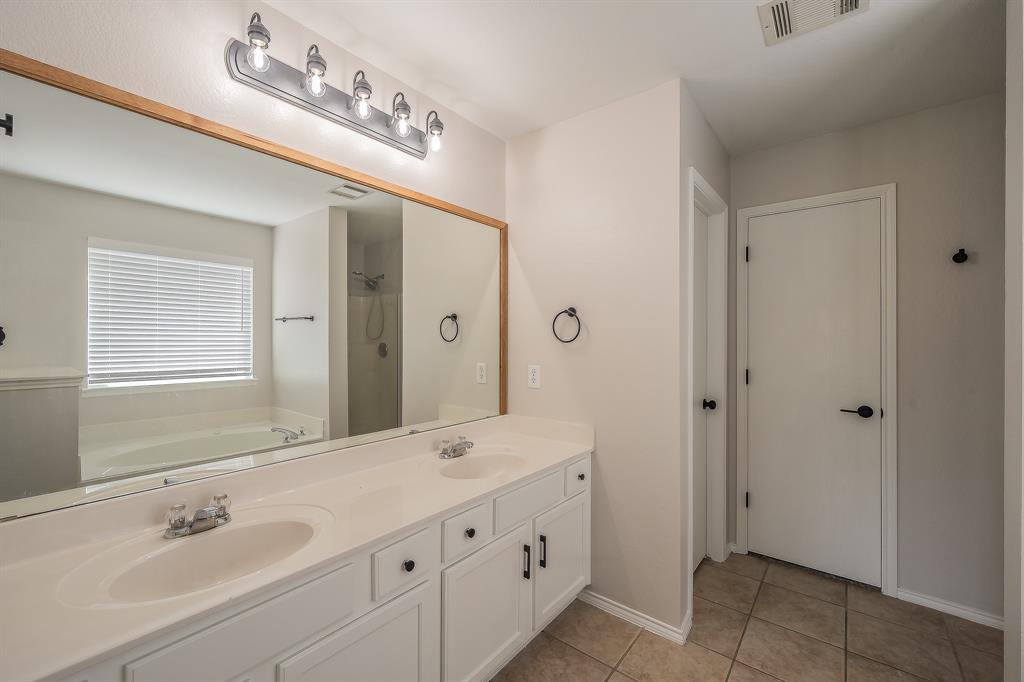 108 Tripp Trail Property Photo 15