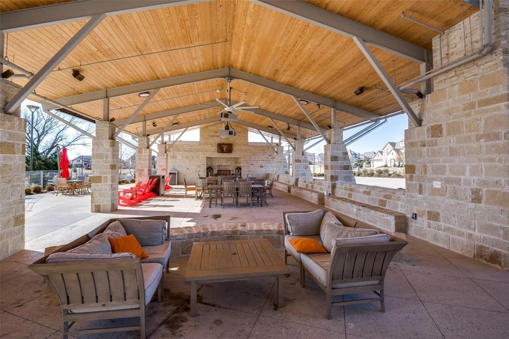 705 Llano Falls Drive Property Photo 24