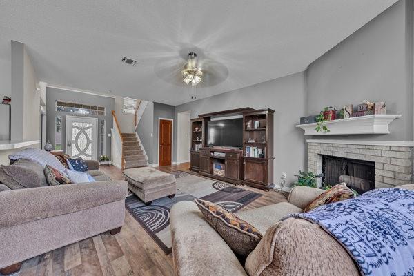 4024 Busch Gardens Drive Property Photo 8