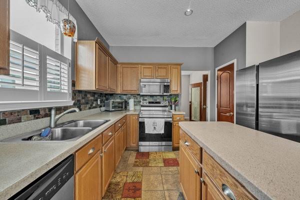 4024 Busch Gardens Drive Property Photo 10