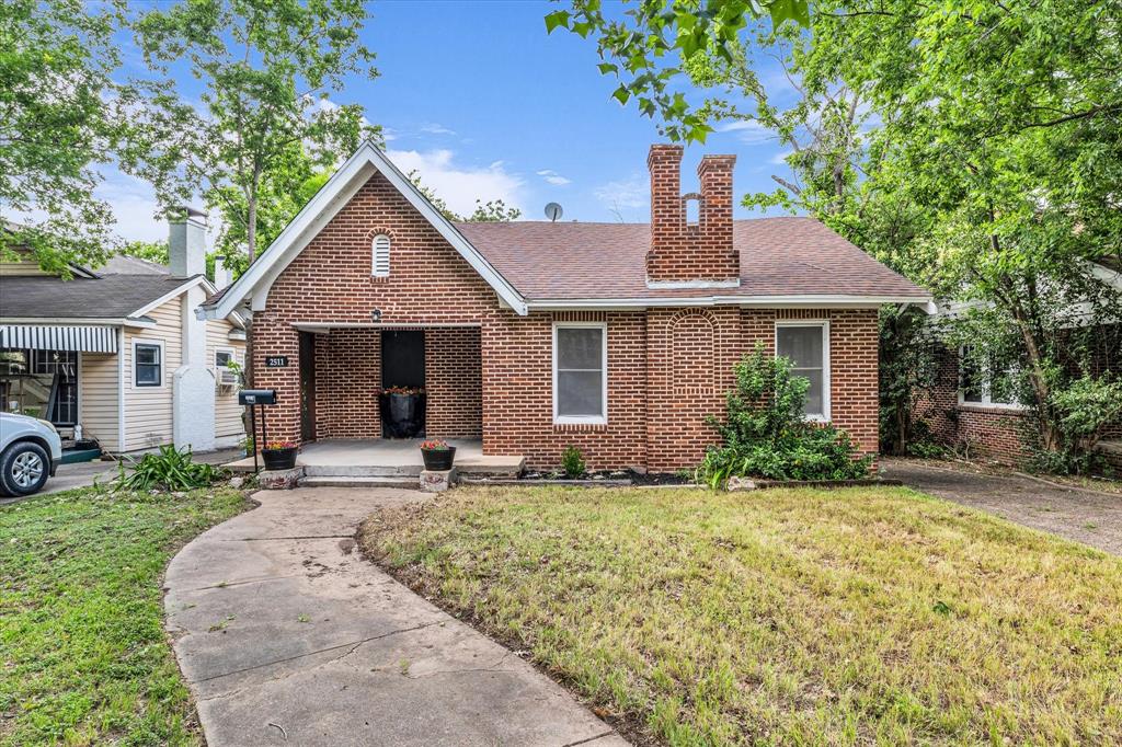 2511 Parrott Avenue Property Photo 1