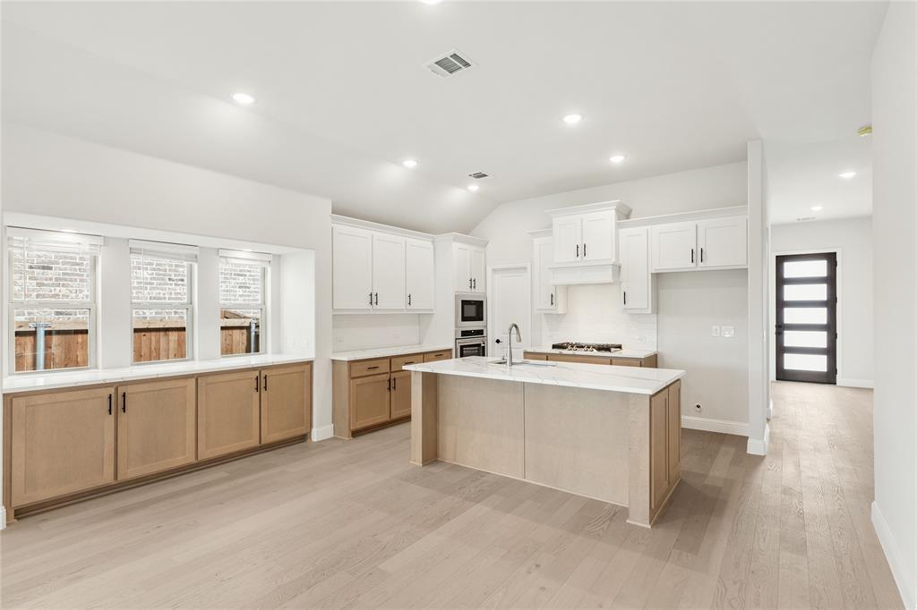 3009 Autumn Glen Drive Property Photo 10
