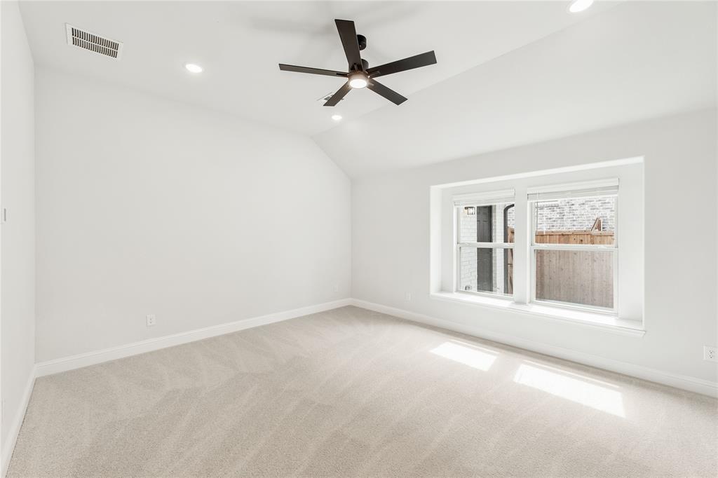 3009 Autumn Glen Drive Property Photo 16