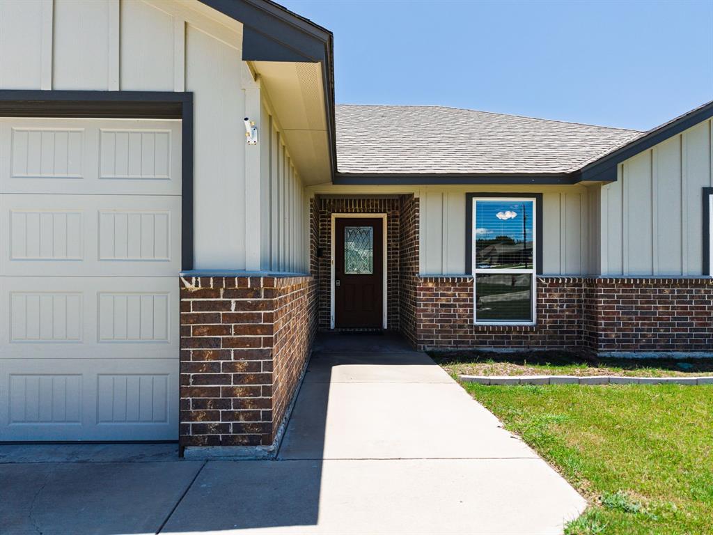 1124 Limestone Drive Property Photo 6