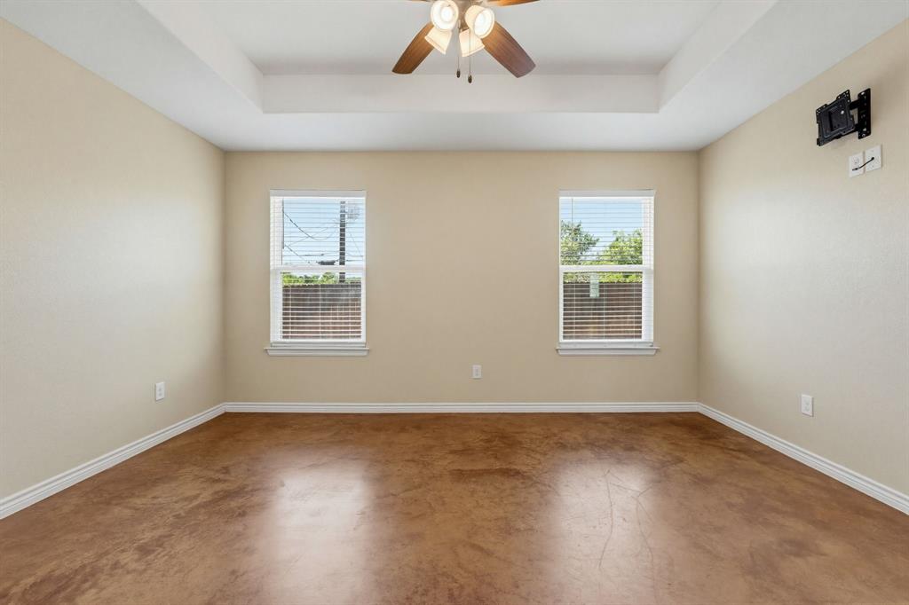 1124 Limestone Drive Property Photo 14