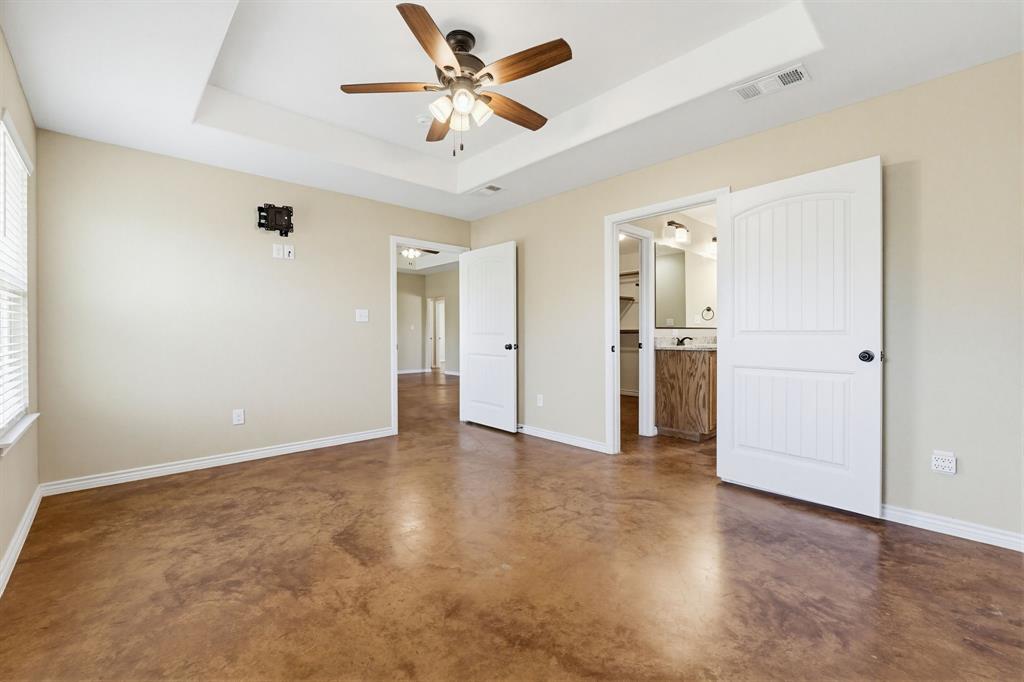1124 Limestone Drive Property Photo 15