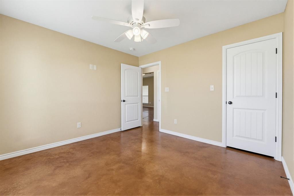 1124 Limestone Drive Property Photo 23