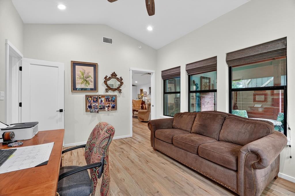 804 Stevens Street Property Photo 17