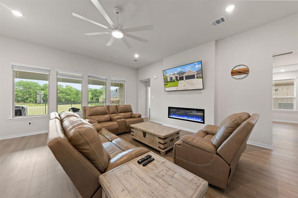 2233 Corbera Drive Property Photo 13