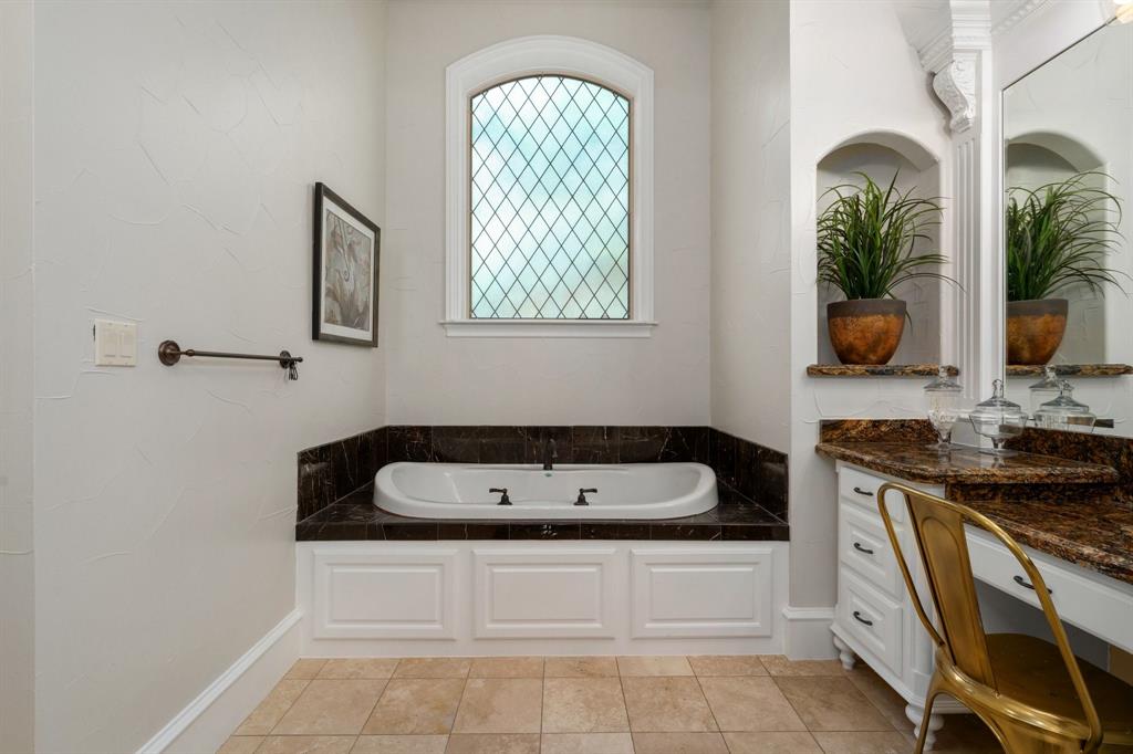 2101 Vail Road Property Photo 24