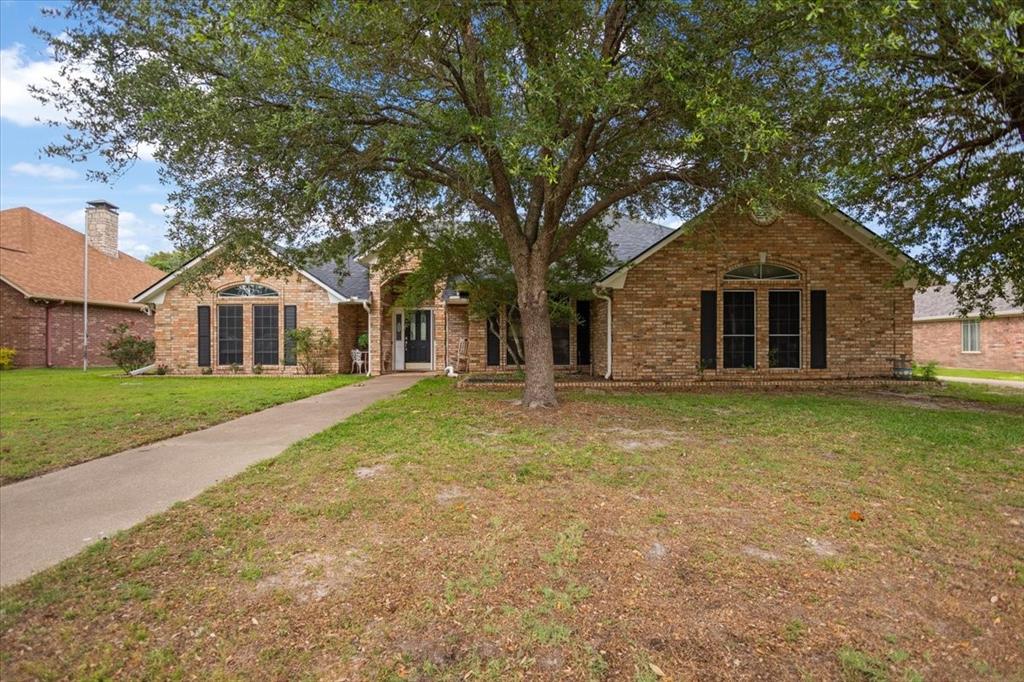 113 Saint Andrews Circle Property Photo 3