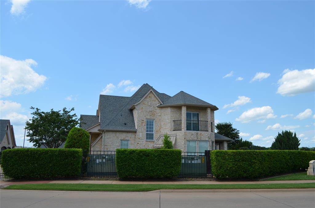 2541 Vineyard Drive Property Photo 5