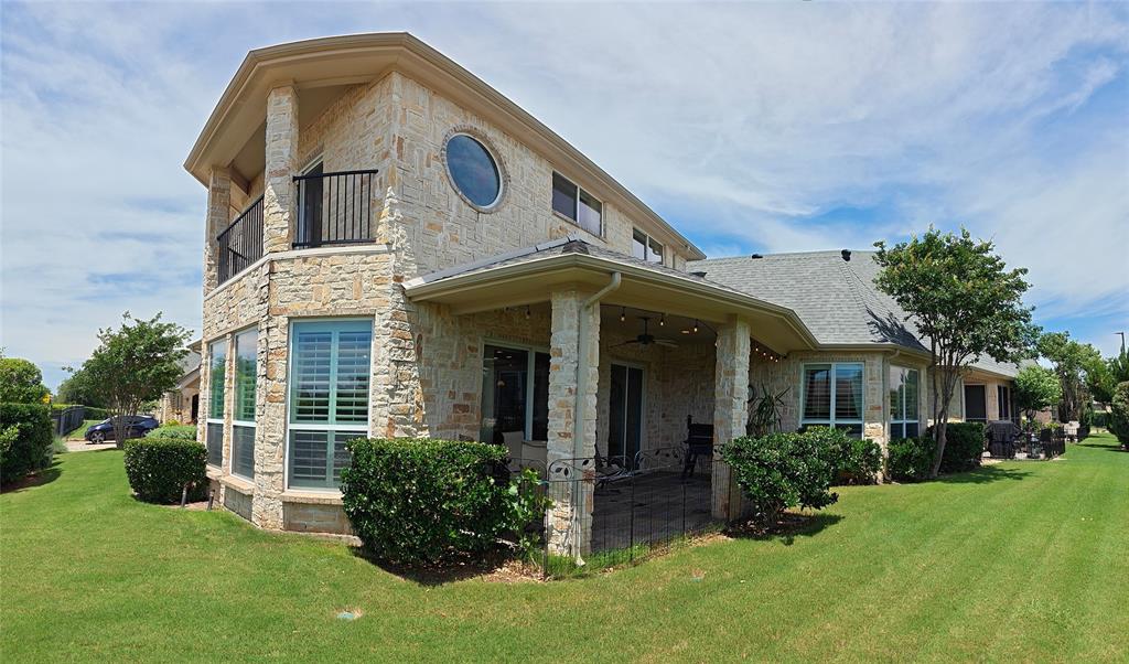 2541 Vineyard Drive Property Photo 6