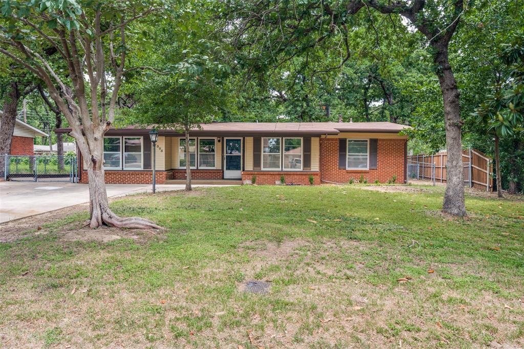 1305 W Lavender Lane Property Photo 1