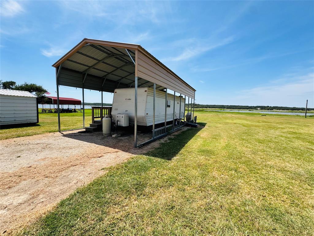 3270 Bounding Main Property Photo 3