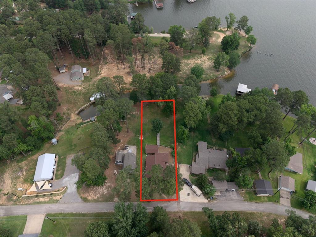 21945 Brierwood Drive Property Photo 3